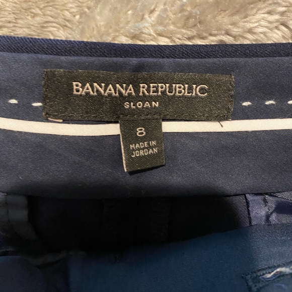 Pant that hit above the ankle - Picture 2 of 3